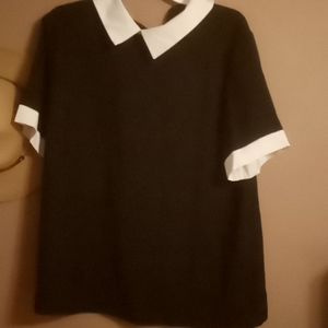 White collar top